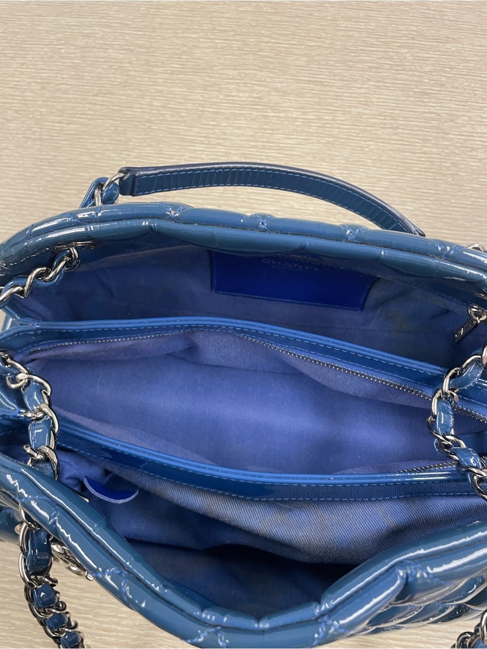 Chanel Navy Quilted Shoulder Bag - Picture 7 of 9